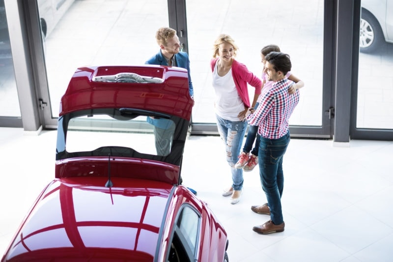 family buying car